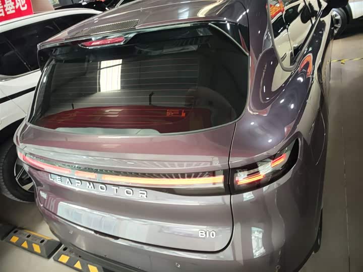 Фото 6 - Leapmotor B10