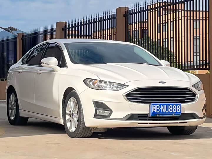 Фото 3 - Ford Mondeo
