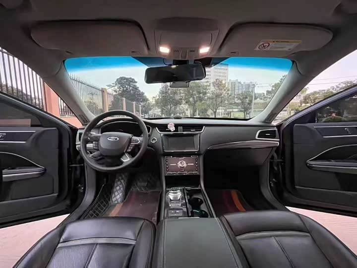 Фото 5 - Ford Mondeo