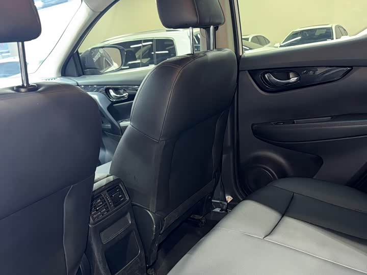 Фото 10 - Nissan Qashqai