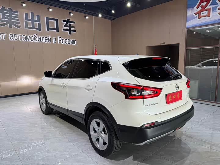 Фото 5 - Nissan Qashqai