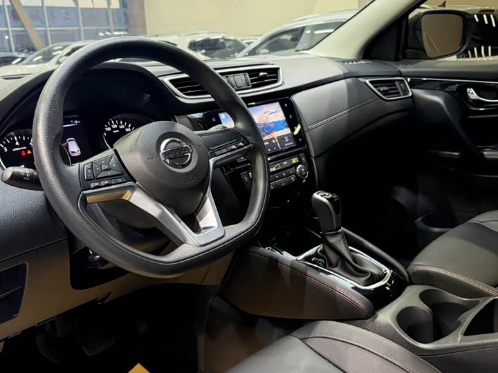 Фото 7 - Nissan Qashqai