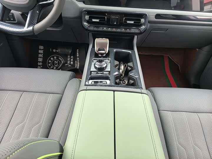 Фото 10 - BAIC Beijing BJ40 Hybrid