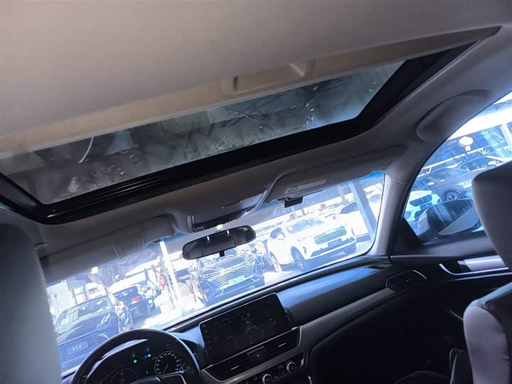 Фото 18 - Honda Accord