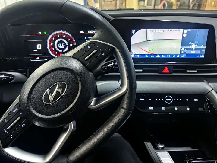 Фото 5 - Hyundai Elantra N line