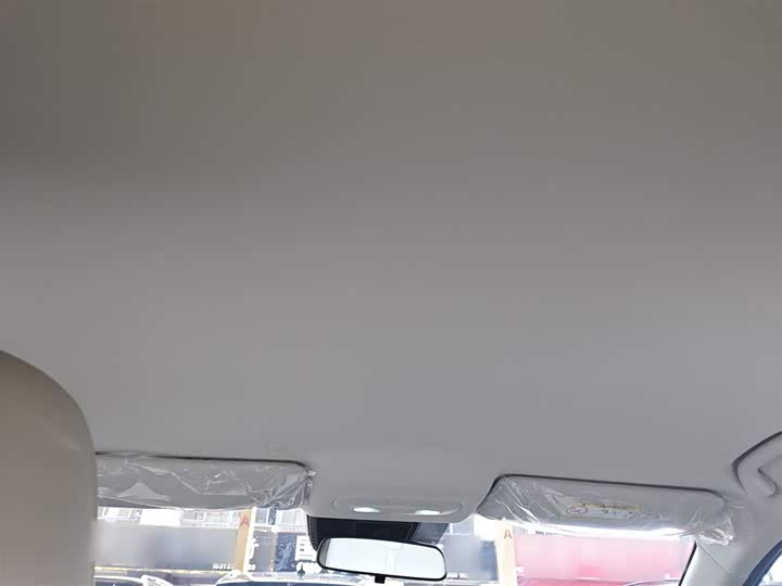 Фото 17 - BAIC Arcfox T1