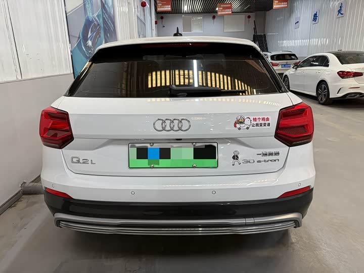 Фото 5 - Audi Q2L e-tron