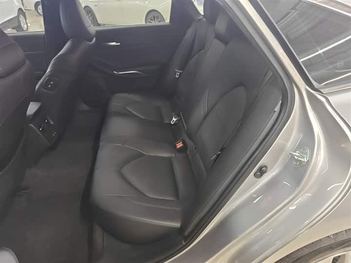 Фото 17 - Toyota Avalon