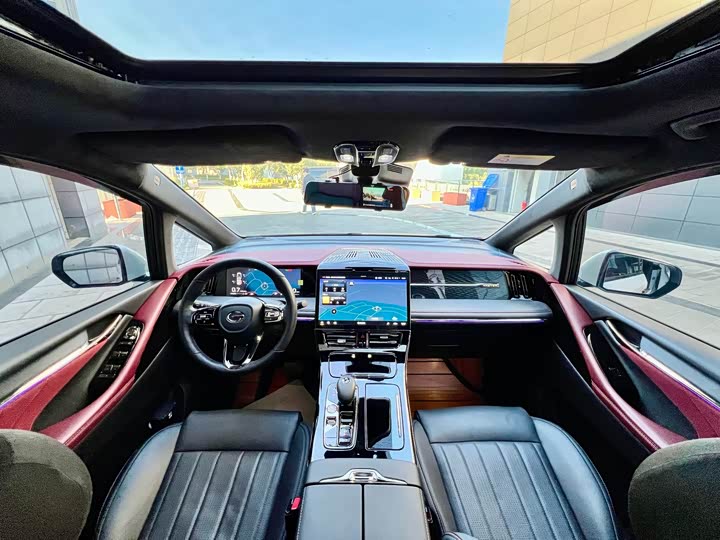 Фото 12 - GAC Trumpchi M8