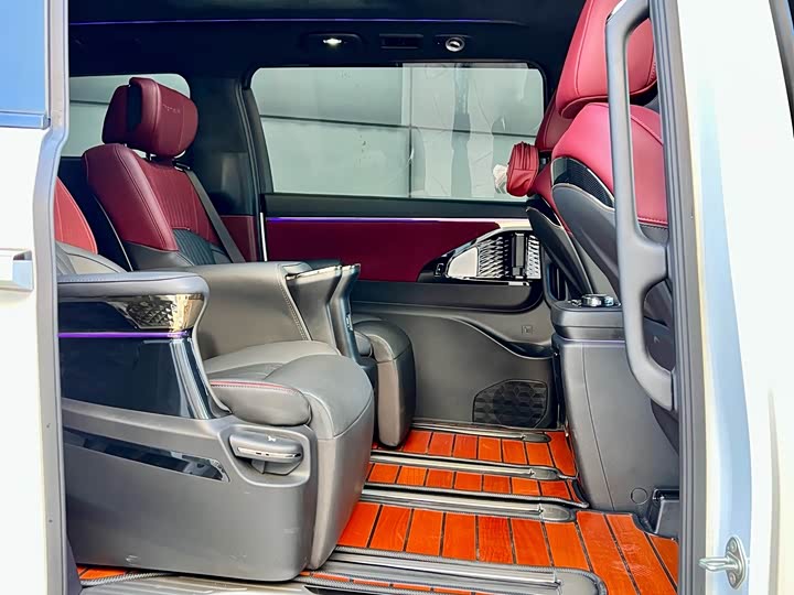 Фото 8 - GAC Trumpchi M8