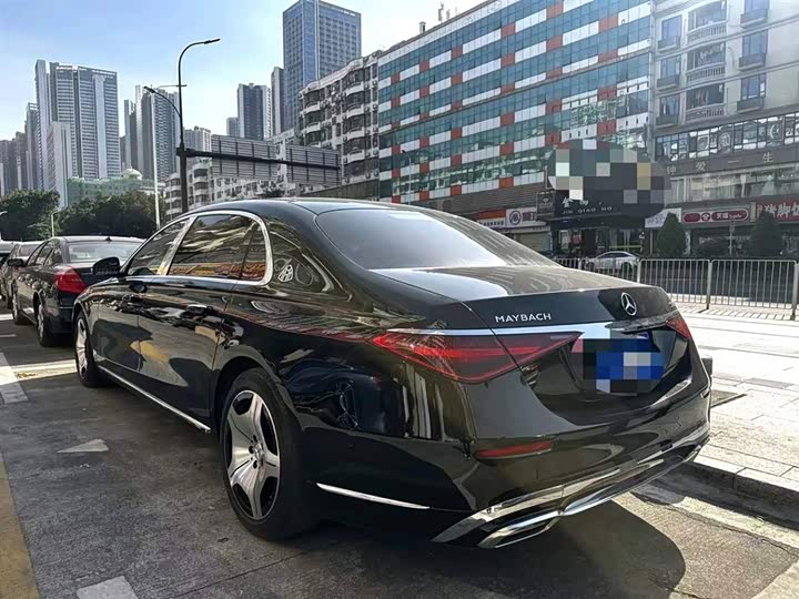 Фото 2 - Mercedes-Benz Maybach S-Class