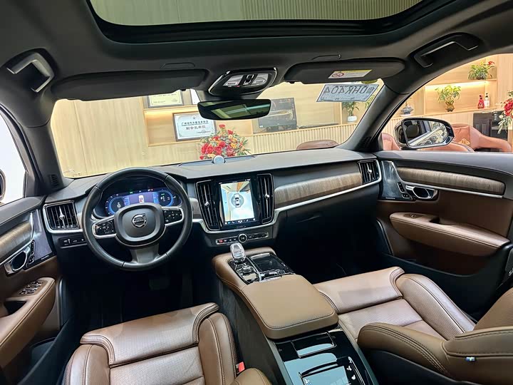 Фото 20 - Volvo S90 Hybrid