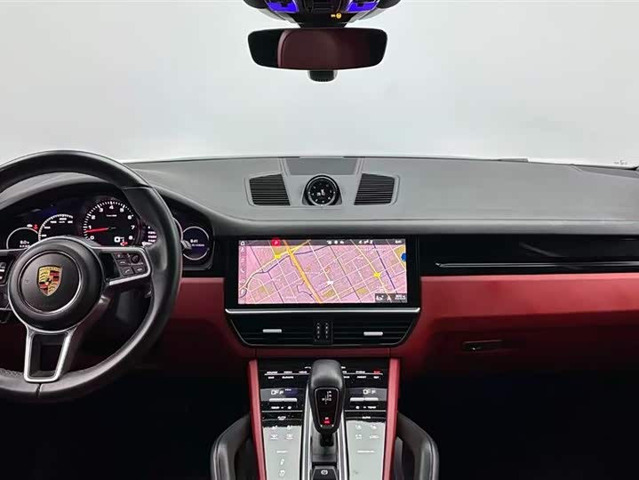 Фото 11 - Porsche Cayenne