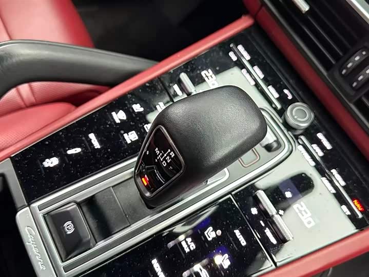 Фото 17 - Porsche Cayenne