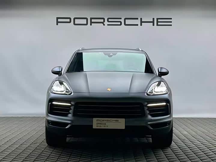 Фото 2 - Porsche Cayenne