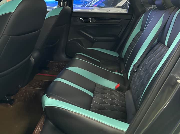 Фото 16 - Honda Civic