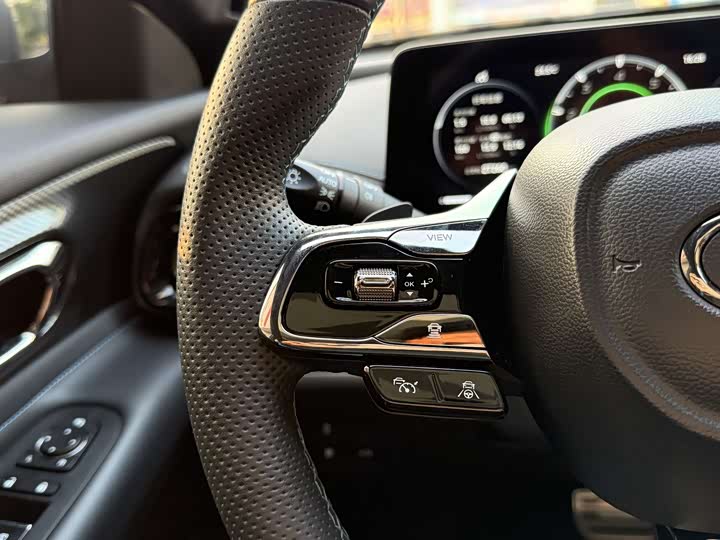 Фото 19 - GAC Trumpchi Empow R