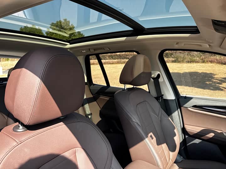 Фото 12 - BMW X3