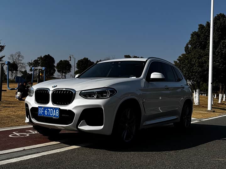 Фото 2 - BMW X3