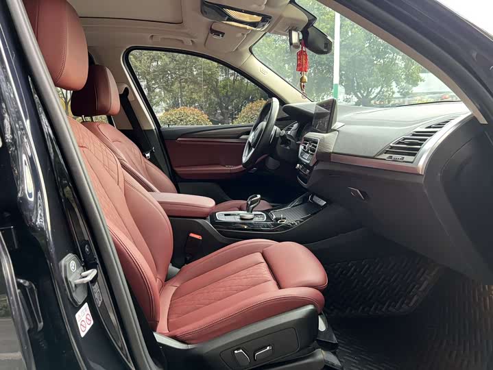 Фото 10 - BMW X3