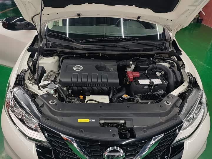 Фото 20 - Nissan Tiida