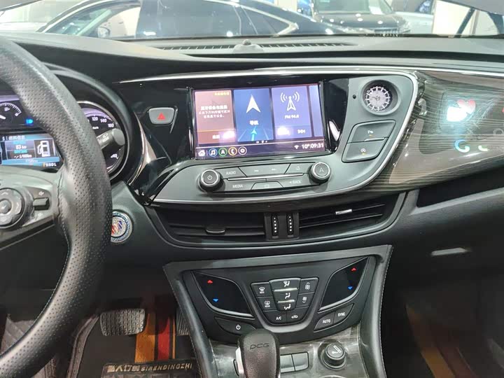 Фото 13 - Buick Envision Plus