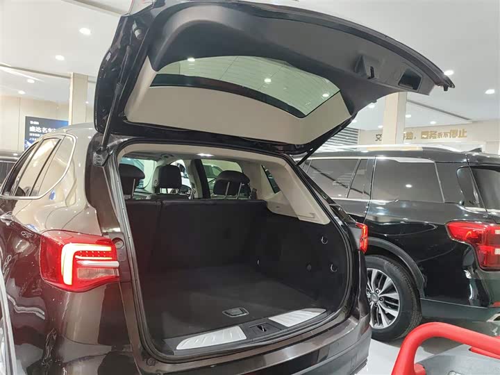 Фото 19 - Buick Envision Plus