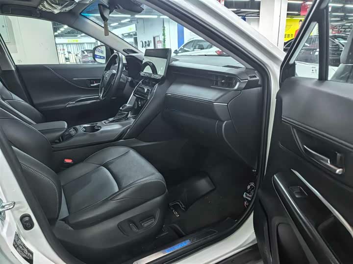 Фото 13 - Toyota Venza