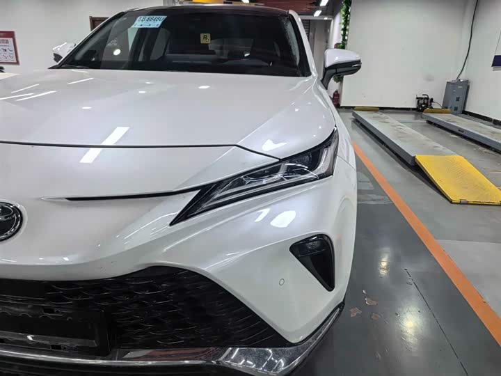 Фото 4 - Toyota Venza