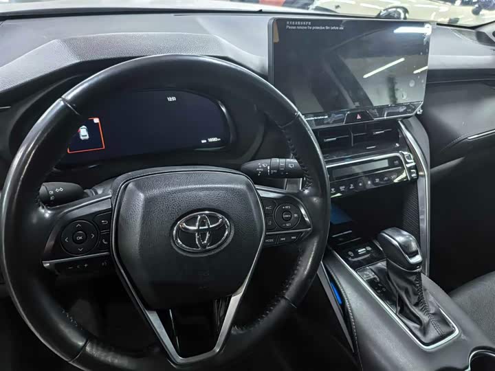 Фото 8 - Toyota Venza