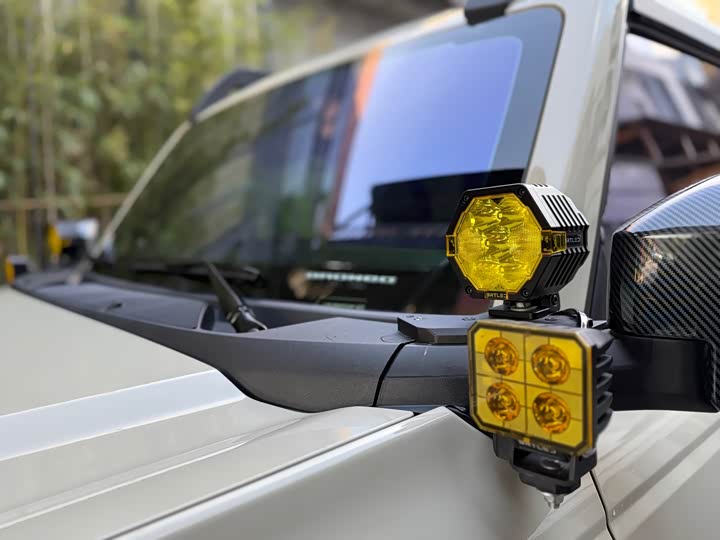 Фото 18 - Ford Bronco