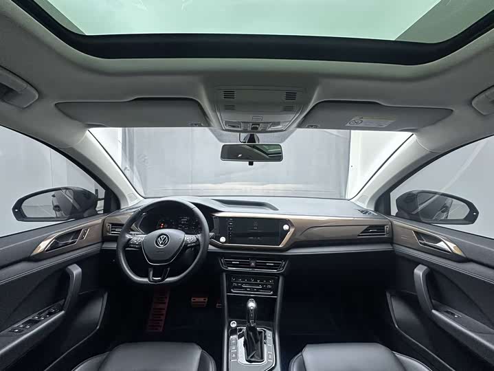 Фото 15 - Volkswagen Tharu