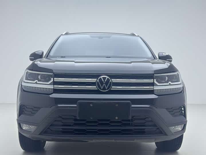 Фото 2 - Volkswagen Tharu