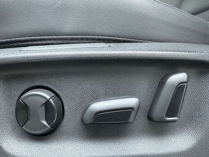 Фото 20 - Volkswagen Tharu