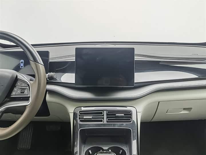 Фото 12 - BYD Qin Plus