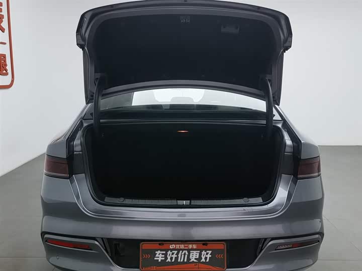 Фото 16 - BYD Qin Plus