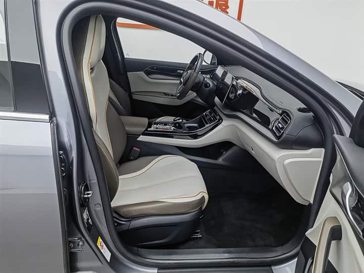 Фото 23 - BYD Qin Plus