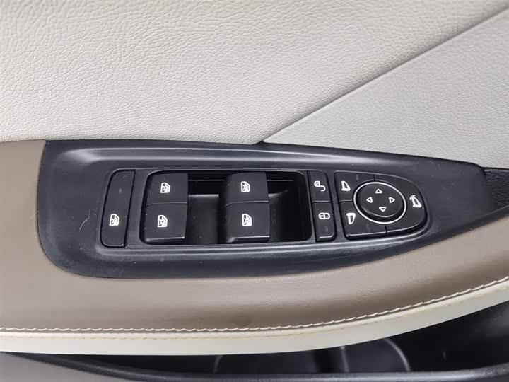 Фото 9 - BYD Qin Plus