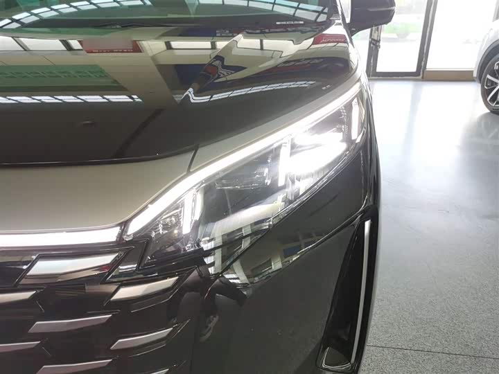 Фото 24 - BYD Xia