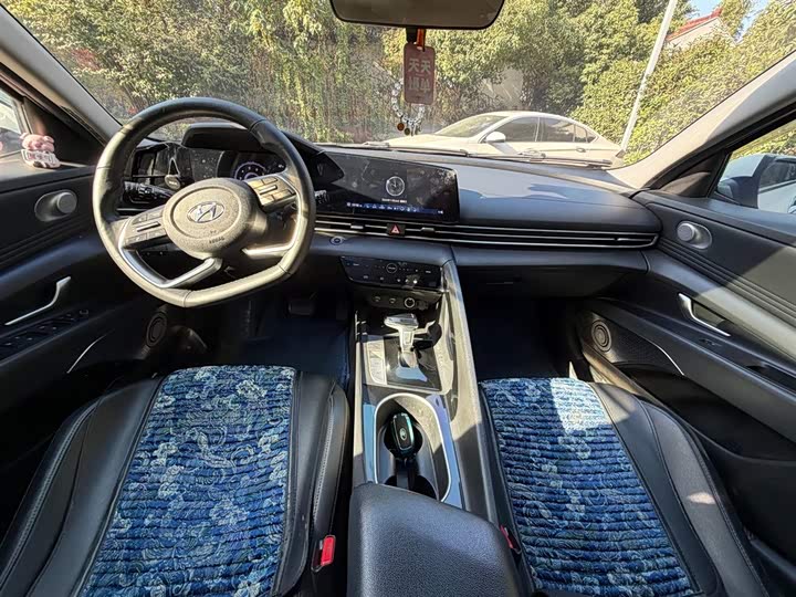 Фото 10 - Hyundai Elantra N line