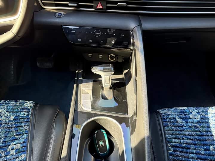 Фото 14 - Hyundai Elantra N line