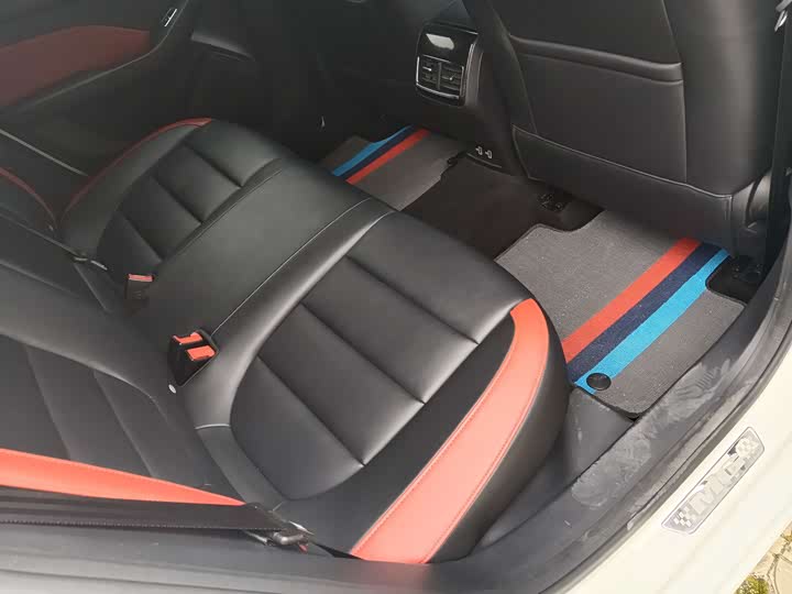 Фото 9 - MG Motor 6