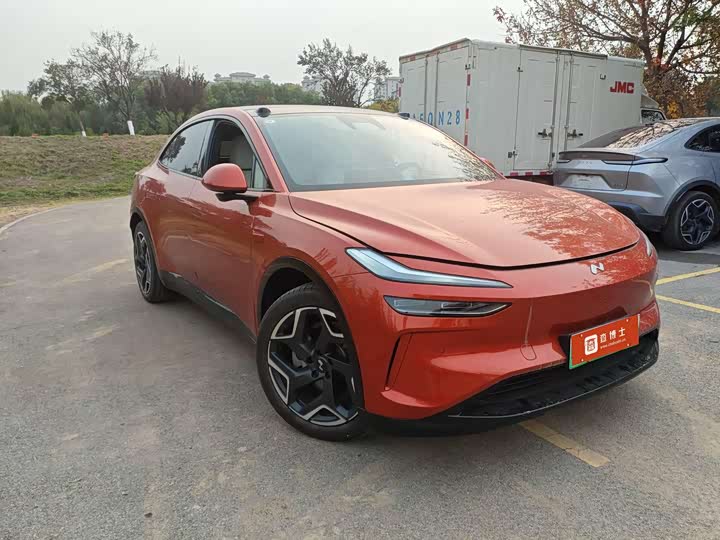 Фото 2 - Nio Onvo L60