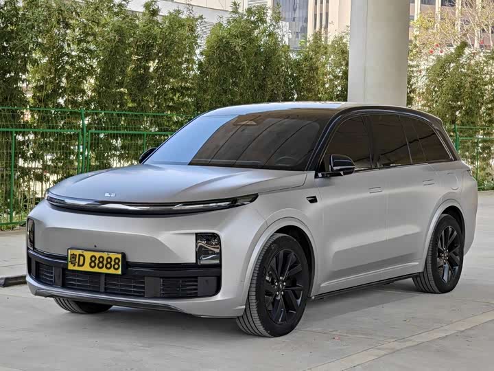 Фото 1 - LiXiang L8