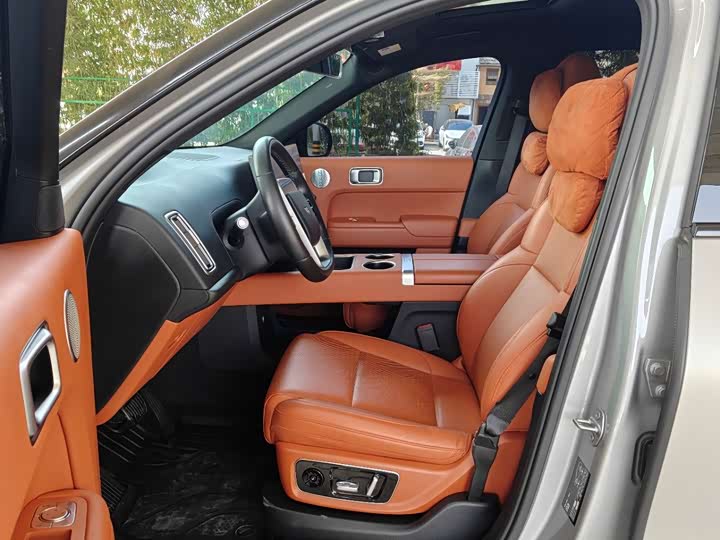 Фото 6 - LiXiang L8