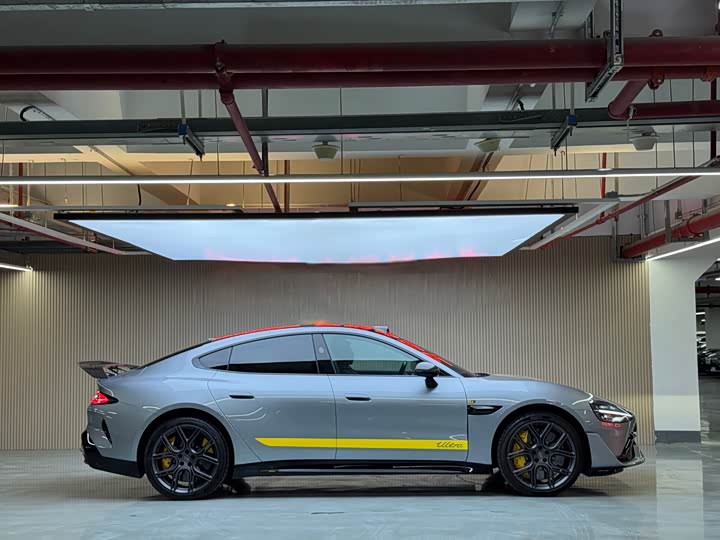 Фото 4 - Xiaomi SU7 Ultra