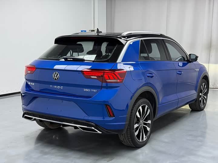 Фото 15 - Volkswagen T-Roc