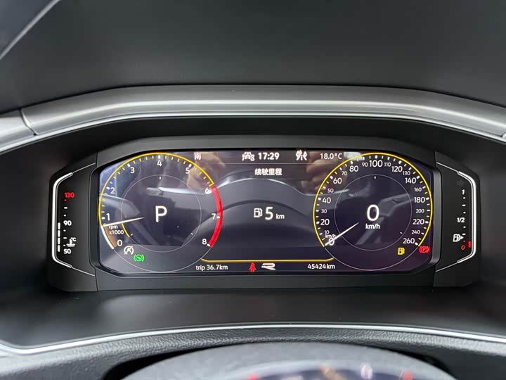 Фото 4 - Volkswagen T-Roc