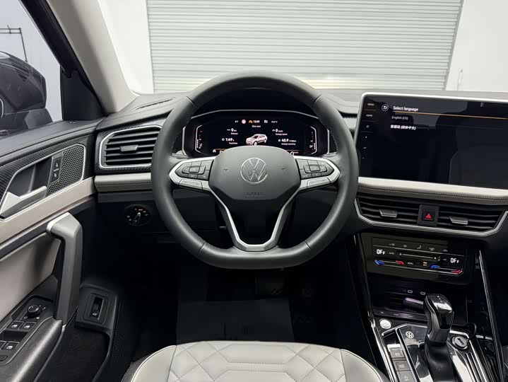 Фото 13 - Volkswagen Tayron