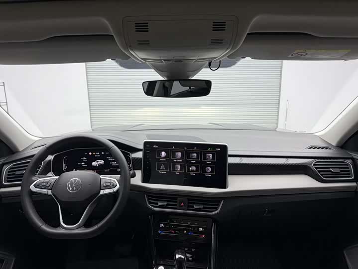 Фото 14 - Volkswagen Tayron